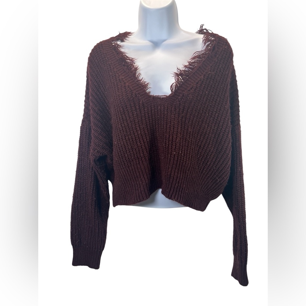 Tic Toc Ribbed Cropped Distressed Edge Fringed Pullover Sweater Large